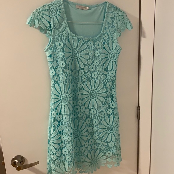 Turquoise floral lace summer dress - Picture 2 of 3